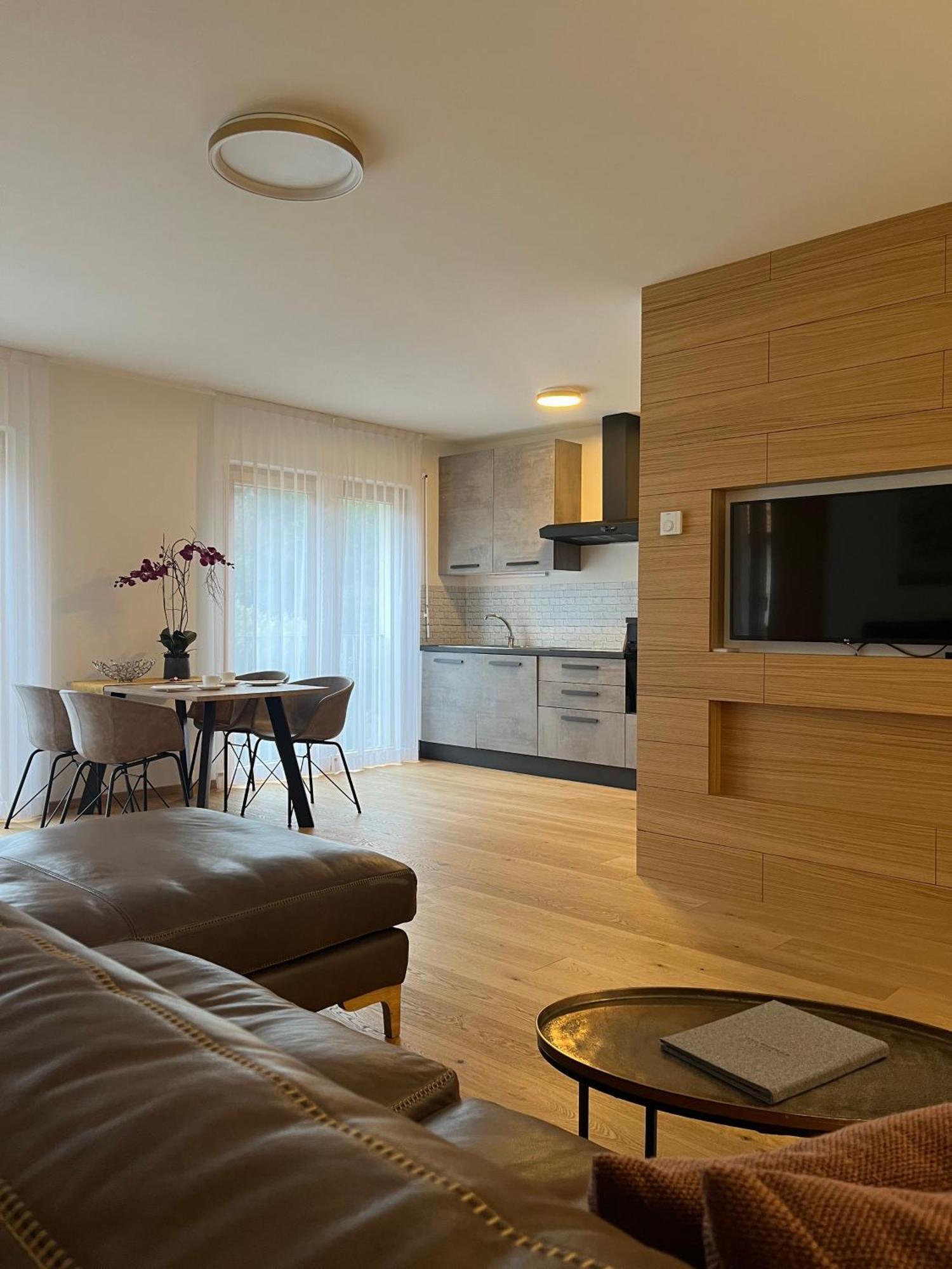 Villa Ehrenburg Мерано Экстерьер фото